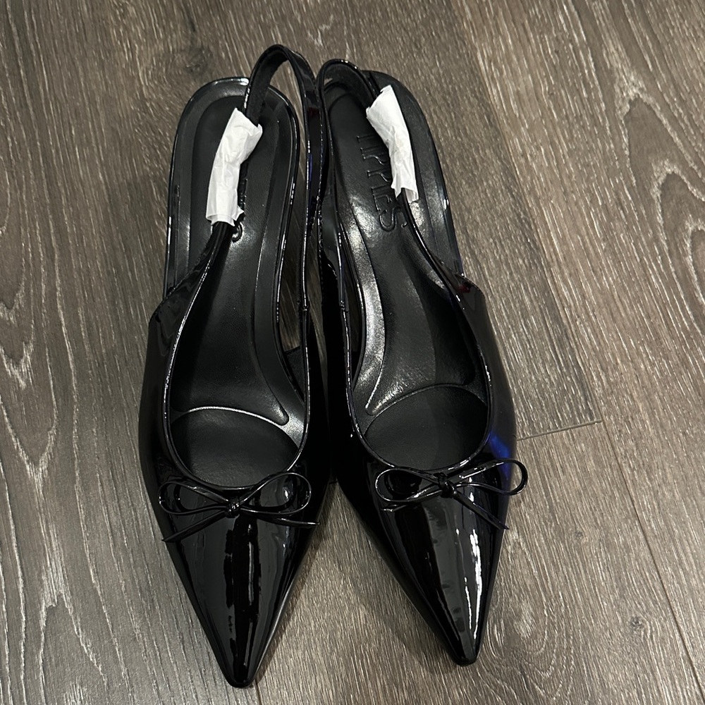 Chic Black Patent Leather Slingback Heels